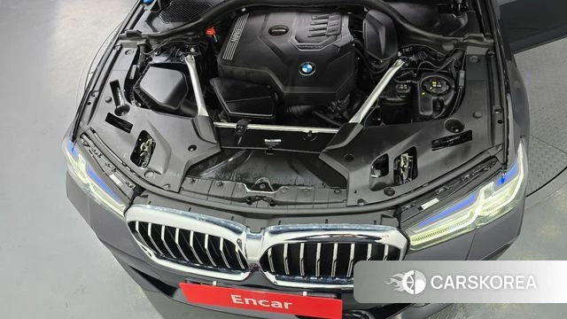 BMW 5 Series (G30) id 3870966 из Кореи 16