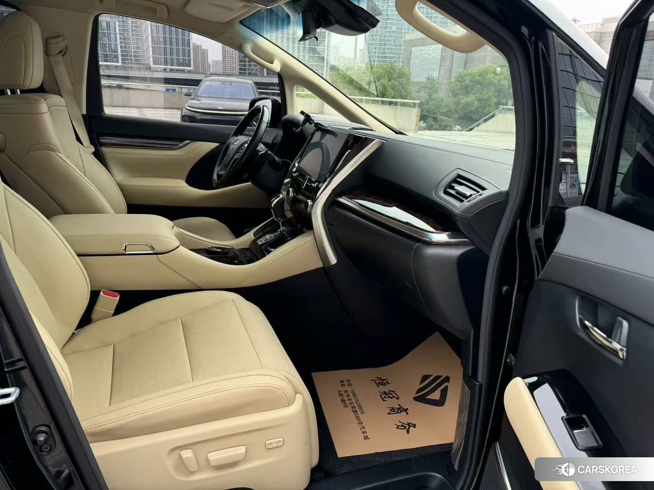 Toyota Elfa id 4426461 из Китая 12