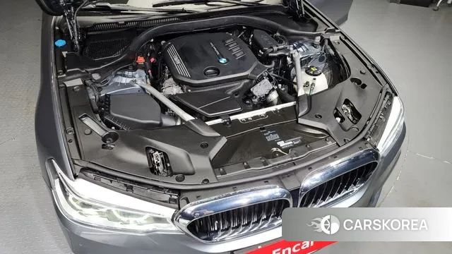 BMW 5 Series (G30) id 3013253 из Кореи 16