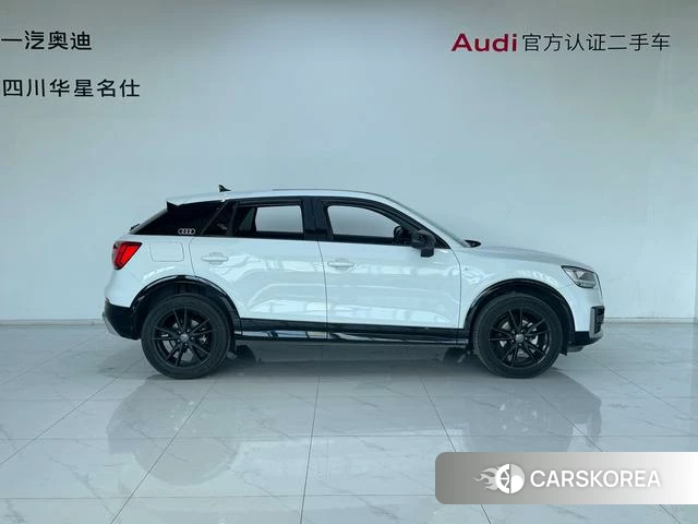 Audi Q2L id 4213943 из Китая 15
