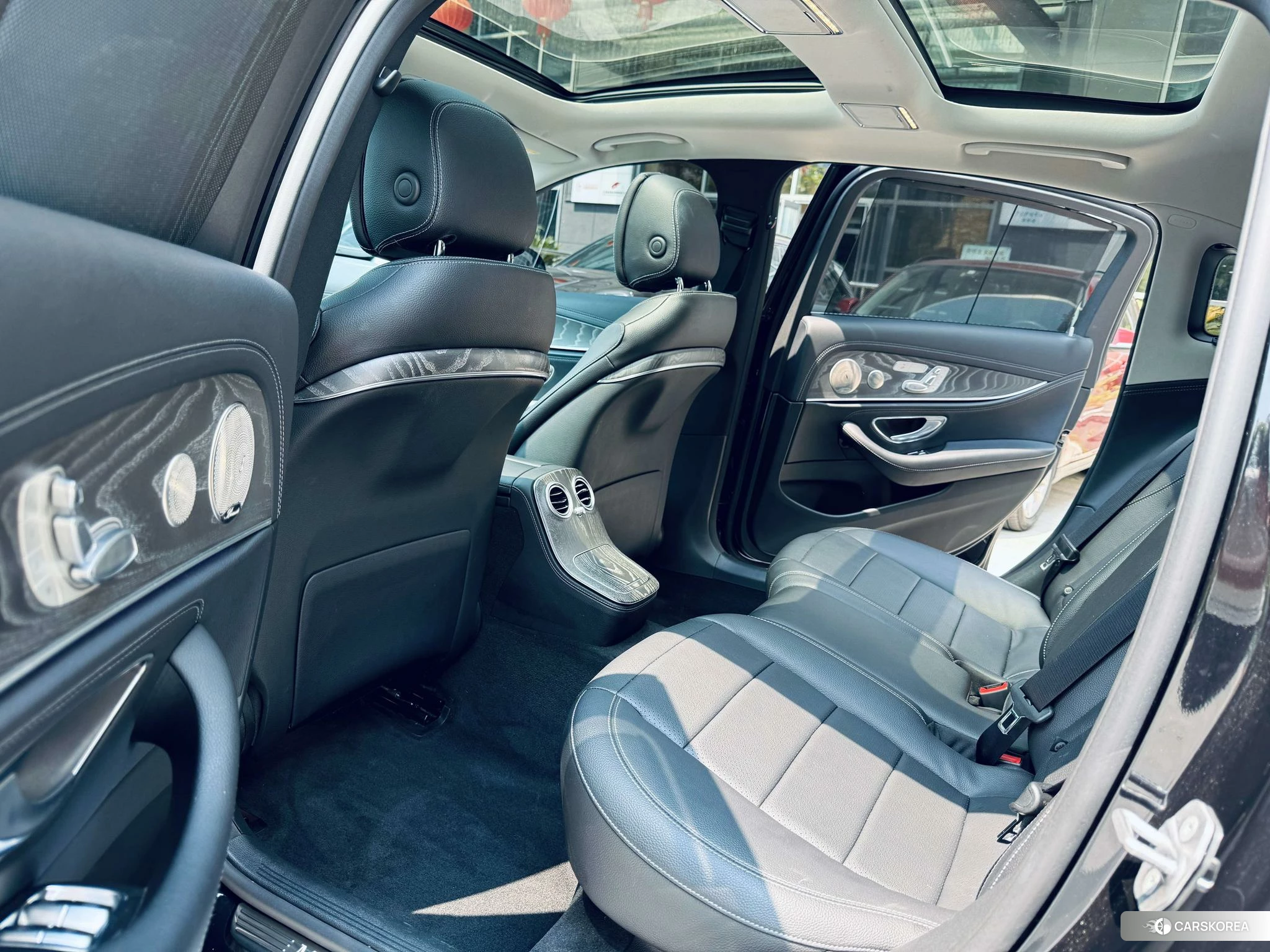 Mercedes-Benz E-class id 4440547 из Китая 12