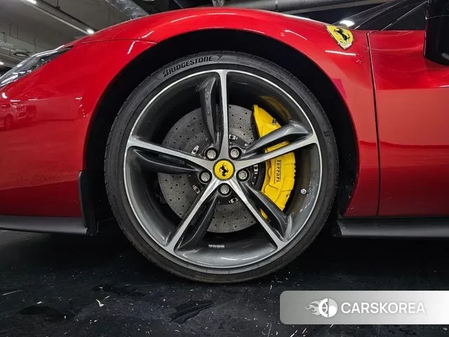 Ferrari 296 GTB id 3052760 из Кореи 16