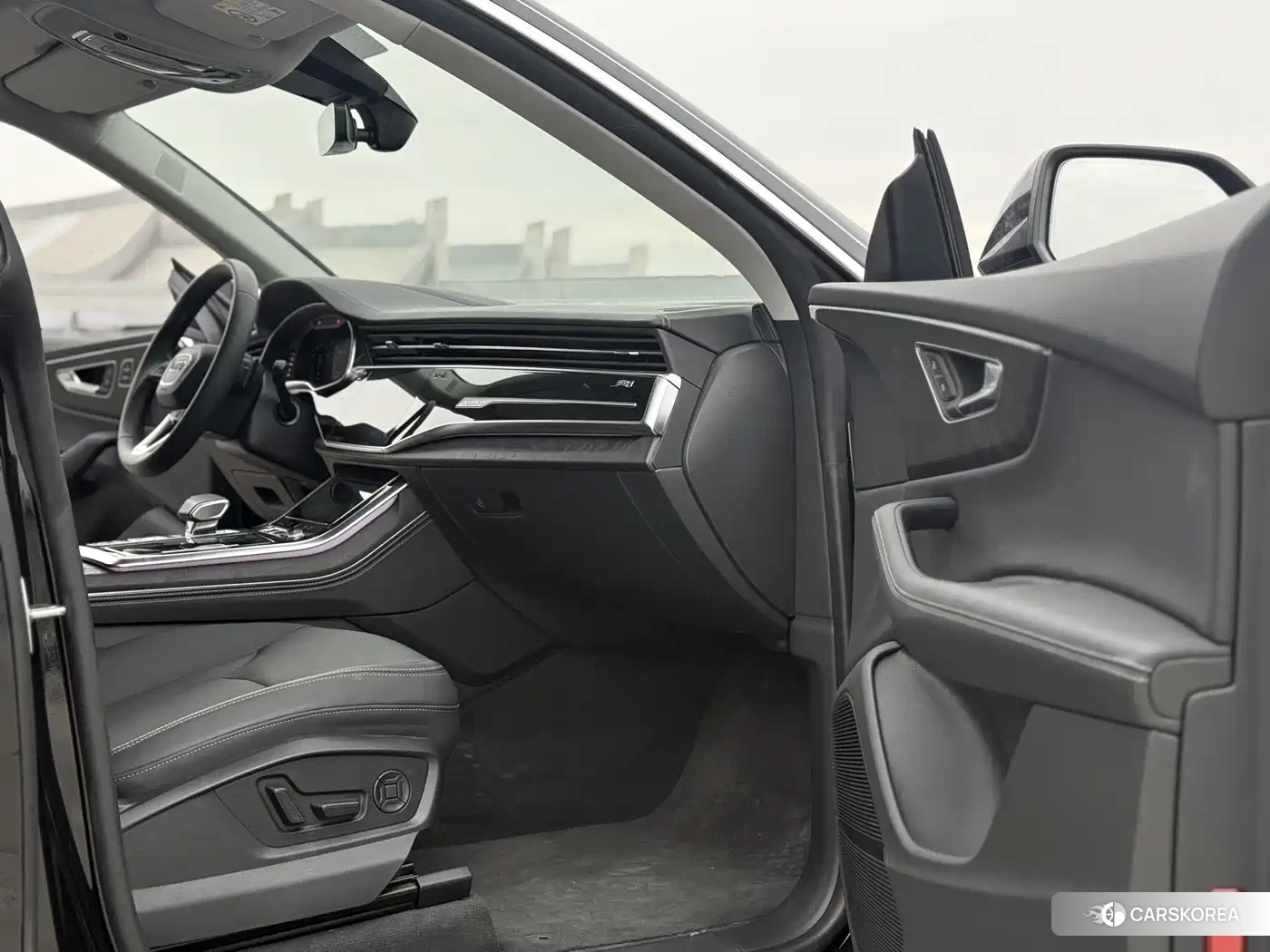 Audi Q8 id 4601867 из Китая 14