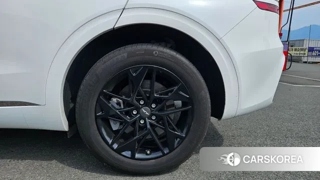 Genesis GV70 id 2894843 из Кореи 16