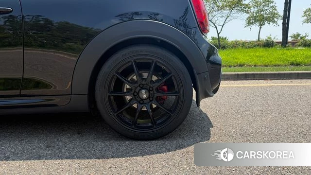 Mini Cooper S id 4698336 из Кореи 7