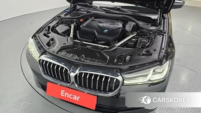 BMW 5 Series (G30) id 3011708 из Кореи 16