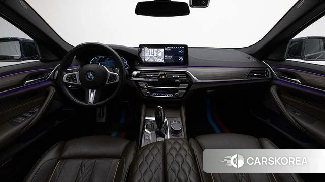 BMW 5 Series (G30) id 4434537 из Кореи 16