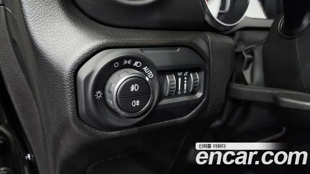 Jeep Wrangler (JL) id 2645850 из Кореи 16