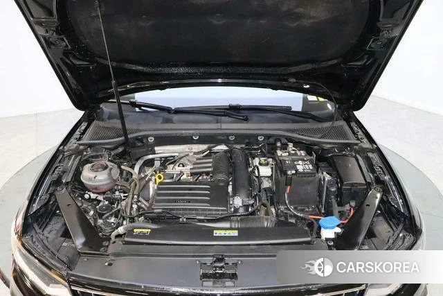 Volkswagen Magotan id 4198819 из Китая 16