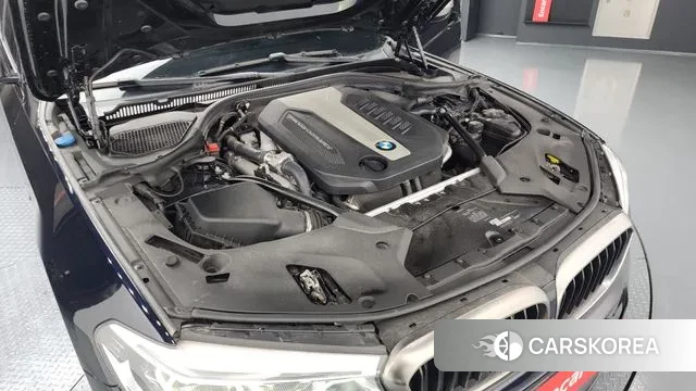 BMW 5 Series (G30) id 3357028 из Кореи 16