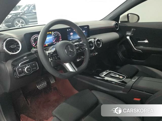 Mercedes-Benz CLA (import) 2026 Белый из Китая, фото 6