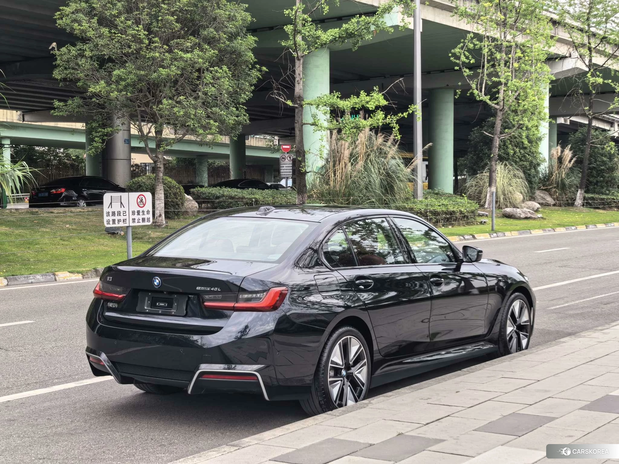 BMW i3 2024 Черный из Китая, фото 6