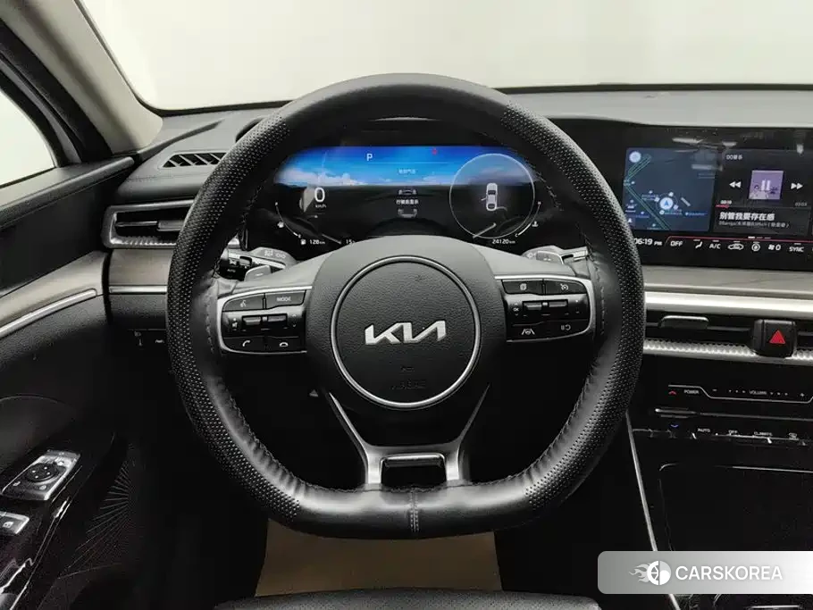 Kia K5 id 4629133 из Китая 12