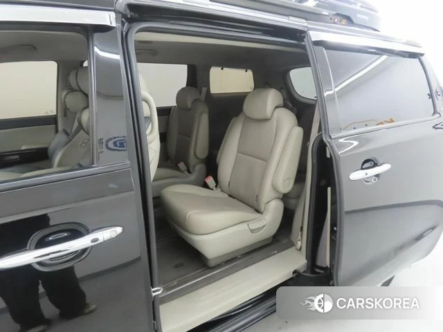 Kia The New Carnival id 4581934 из Кореи 16
