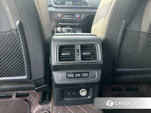 Audi Q5L Sportback id 4335020 из Китая 13