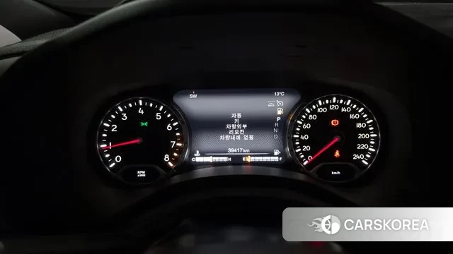 Jeep Renegade id 3319351 из Кореи 16