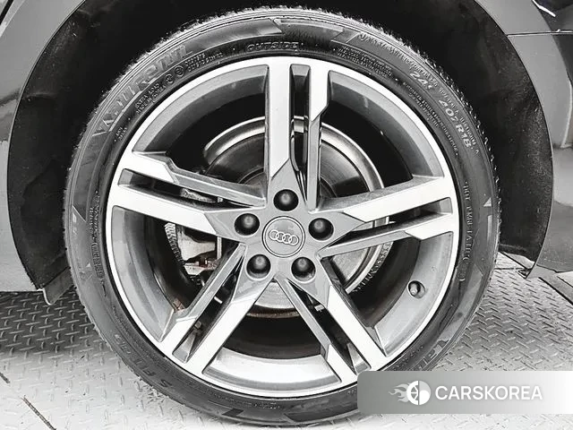 Audi A4 (B9) id 3666466 из Кореи 16