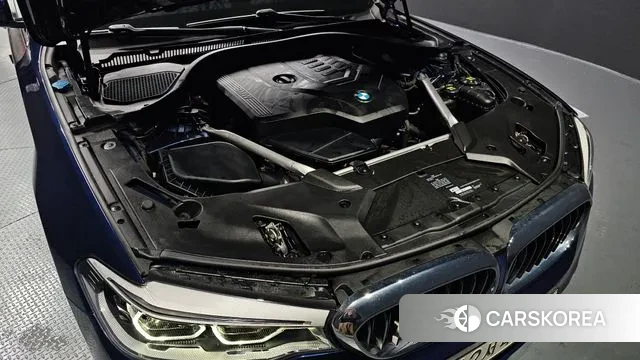 BMW 5 Series (G30) id 3587882 из Кореи 16