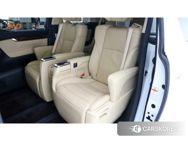 Toyota Elfa id 4334897 из Китая 7