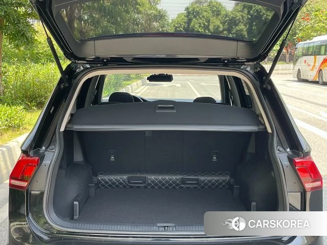 Volkswagen Tiguan L id 4264163 из Китая 16