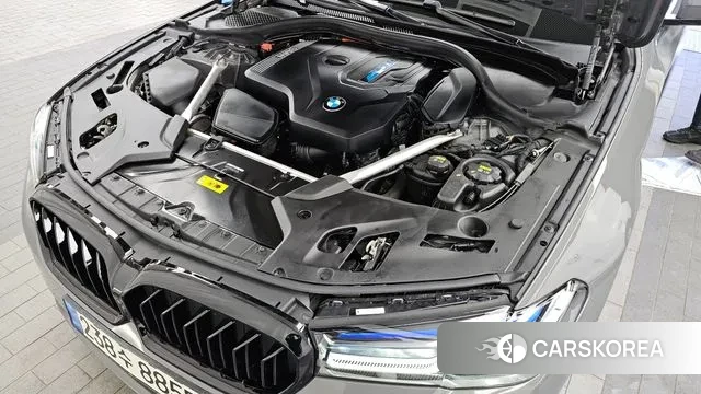 BMW 5 Series (G30) id 3503487 из Кореи 16