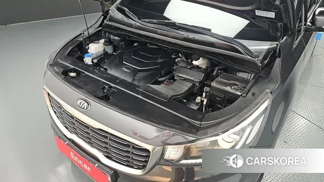 Kia The New Carnival id 2940920 из Кореи 16