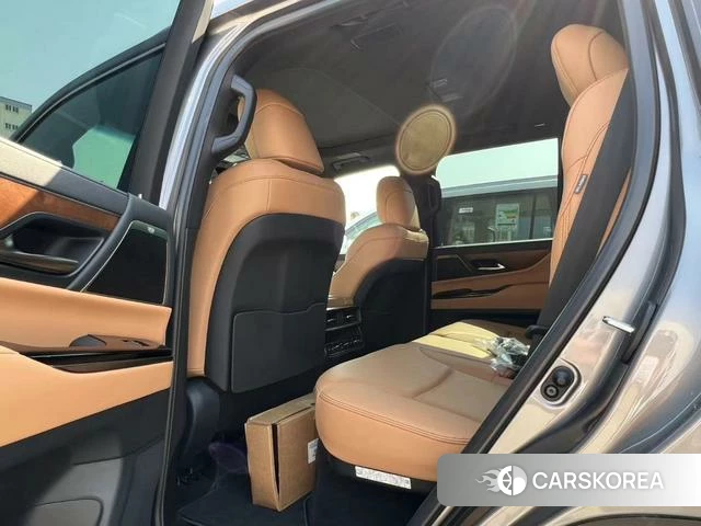 Lexus LX id 4278819 из Китая 8