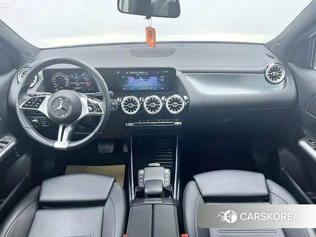 Mercedes-Benz GLA 2024 Белый из Китая, фото 6