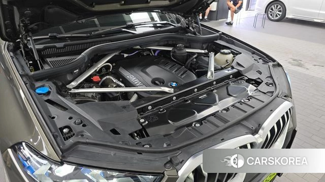 BMW X6 (G06) id 4590290 из Кореи 29