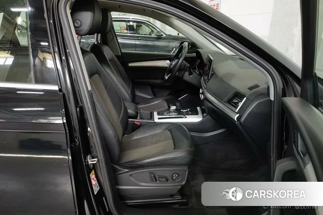 Audi Q5L id 4279257 из Китая 20