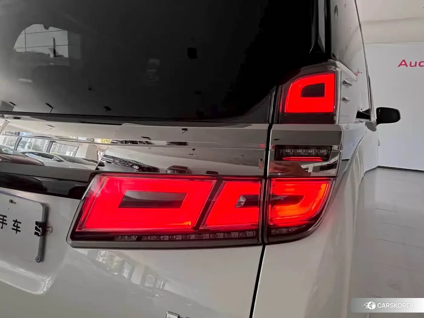 Toyota Vellfire id 4681234 из Китая 13