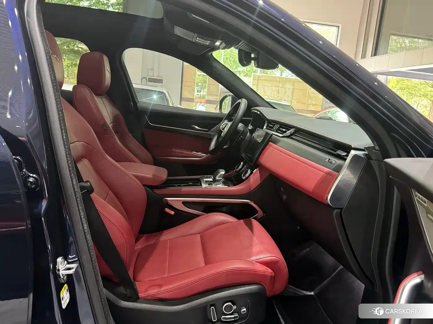 Jaguar F-PACE id 4546255 из Китая 27