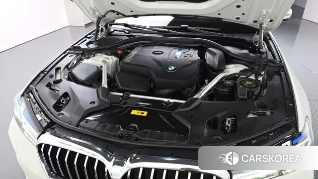 BMW 5 Series (G30) id 3390314 из Кореи 16