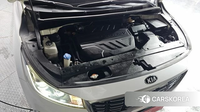 Kia The New Carnival id 3924976 из Кореи 16