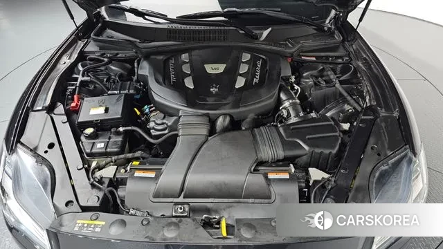 Maserati Quattroporte id 3380640 из Кореи 16