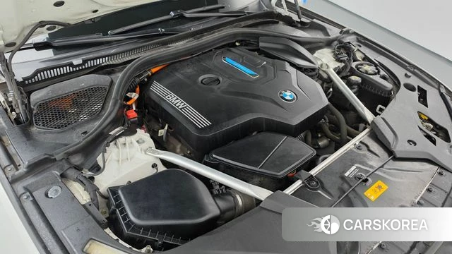 BMW 5 Series (G30) id 4854965 из Кореи 16