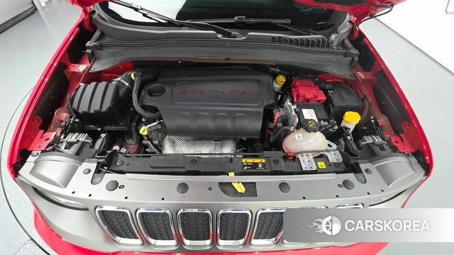 Jeep Renegade id 4609491 из Кореи 28