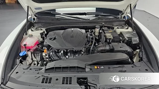 Hyundai Grandeur (GN7) id 3487500 из Кореи 16