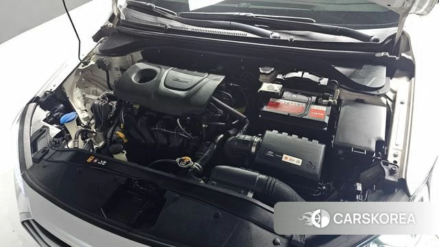 Hyundai Avante AD id 4520824 из Кореи 26