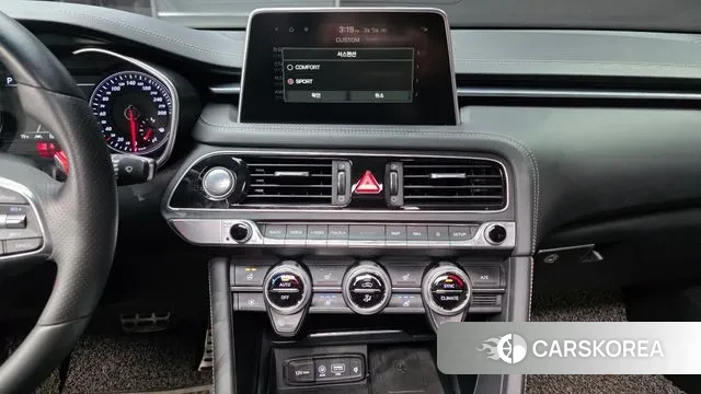 Genesis G70 id 3748166 из Кореи 16