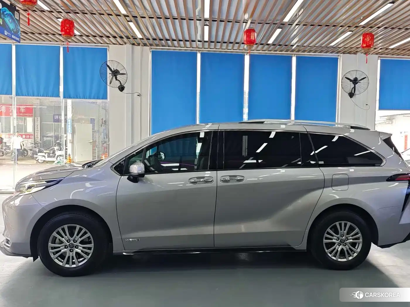 Toyota Sienna id 4681202 из Китая 29