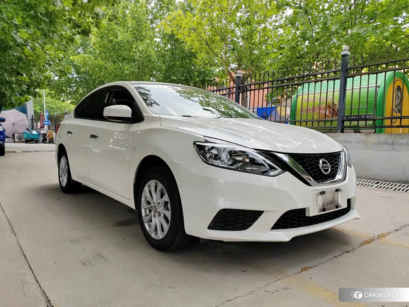 Nissan Sylphy 2023 Белый из Китая, фото 6
