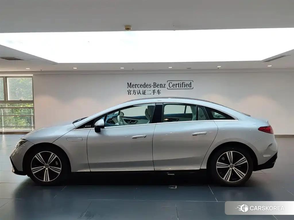 Mercedes-Benz EQE id 4576716 из Китая 14