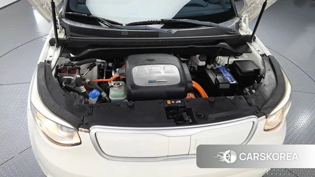 Kia Soul EV id 4785776 из Кореи 26