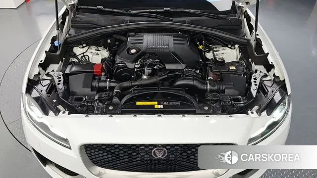 Jaguar F-PACE id 3039042 из Кореи 16