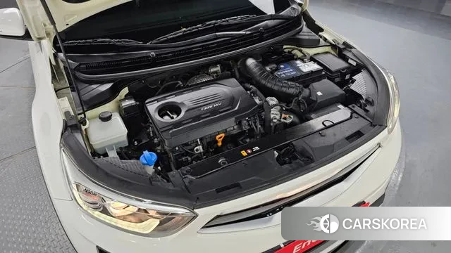 Kia Stonic id 3055531 из Кореи 16