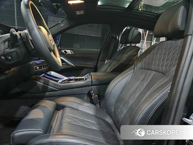 BMW X6 (G06) 2025 Черный из Кореи, фото 6