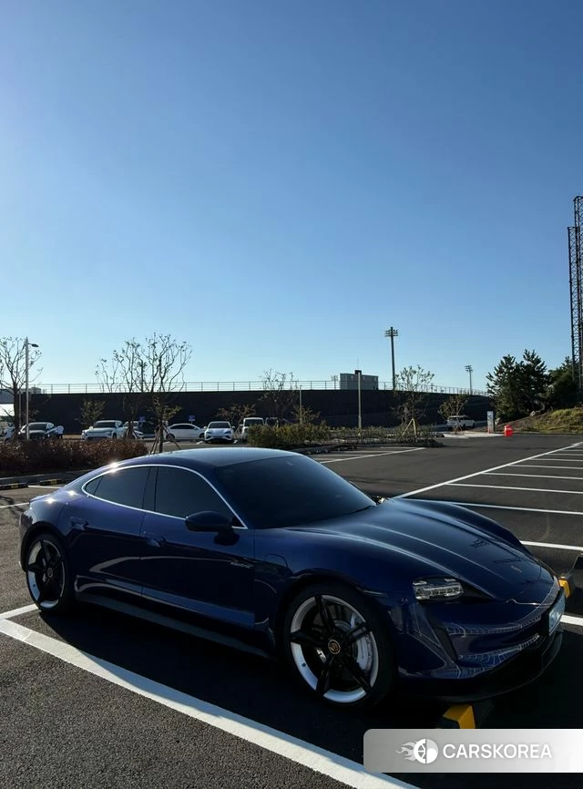 Porsche Taycan id 4842548 из Кореи 16