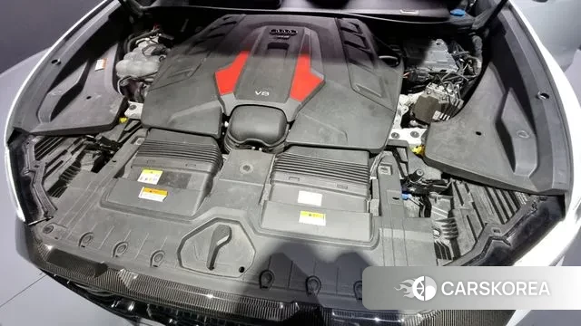 Audi RSQ8 (4M) id 2939807 из Кореи 16