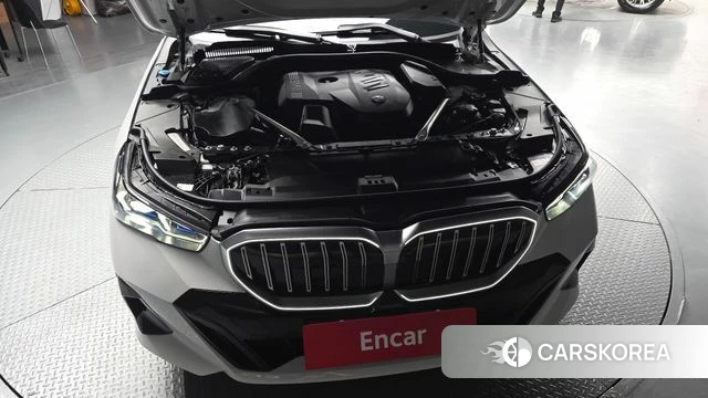 BMW 5 Series (G60) id 4427010 из Кореи 16